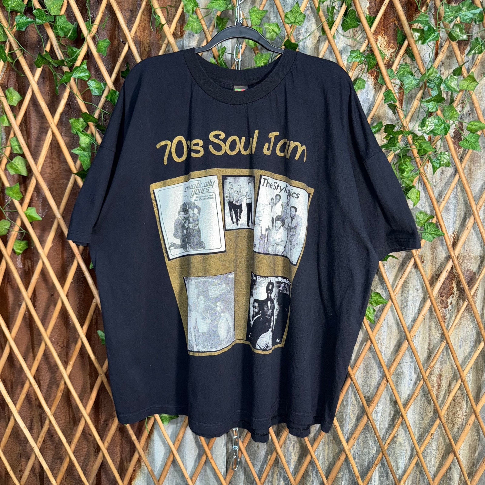 Vintage Y2k Throwback Retro 1970s Soul Jam Jazz 2000s Tshirt